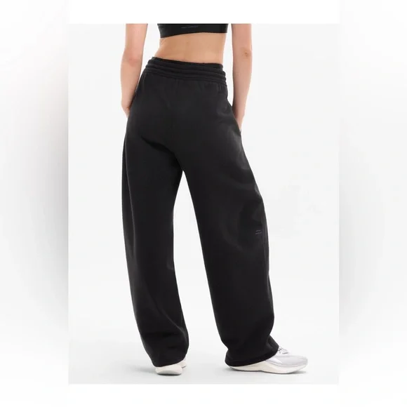 Nwt athleta Simone biles forever fleece mid rise barrel pant small tall black - Picture 5 of 12